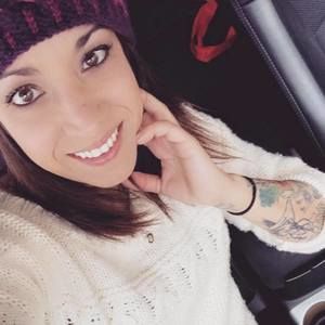 Meet your Posher, Dana